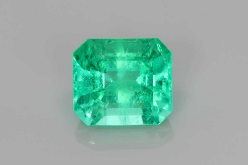 3.83 carat GREEN Smaragdas (1)