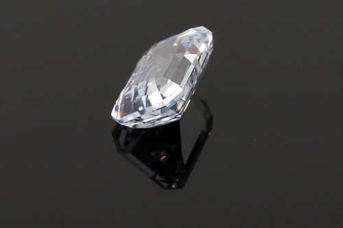 2.07 carat WHITE Safyras (1)