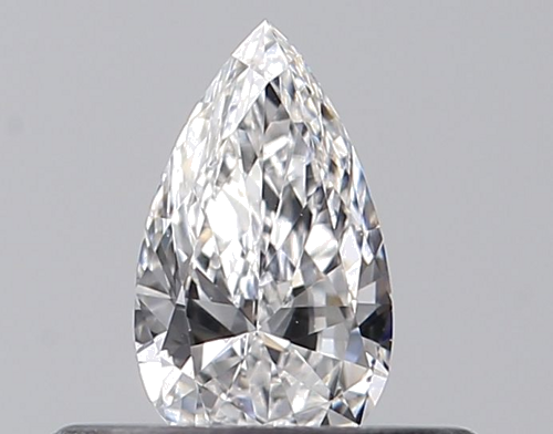 0.24 carat E-VVS2 Natūralus Pear Deimantas (1)