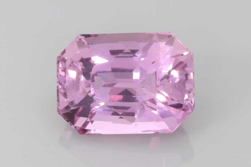 2.55 carat PINK Emerald Safyras (1)