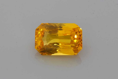 3.0 carat ORANGE Safyras (1)