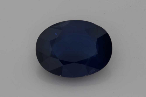 8.85 carat BLUE Safyras (1)