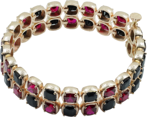 Gold bracelet with rubies and black onyx (1)