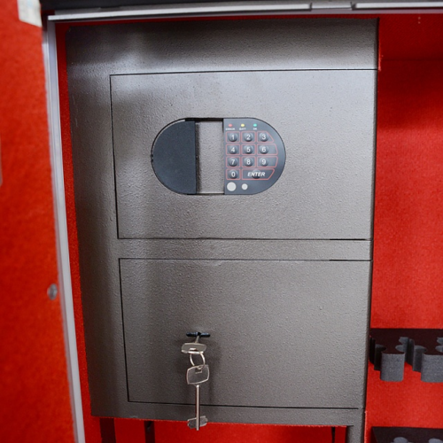 Оръжеен сейф с бронирано стъкло Griffon GD.700.E.T (224 кг) (5)