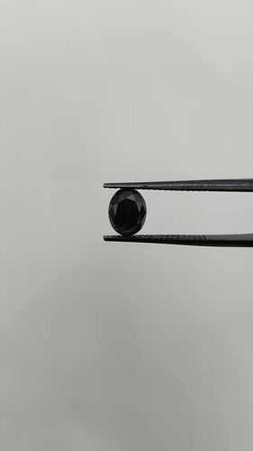 1.45 carat Fancy Black-VVS2 Natūralus Oval Deimantas (1)