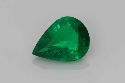 1.75 carat GREEN Smaragdas (1)