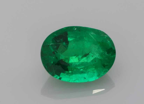1.69 carat GREEN Smaragdas (1)