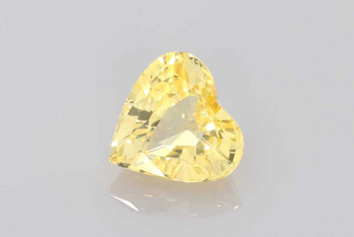 2.07 carat YELLOW Safyras (1)