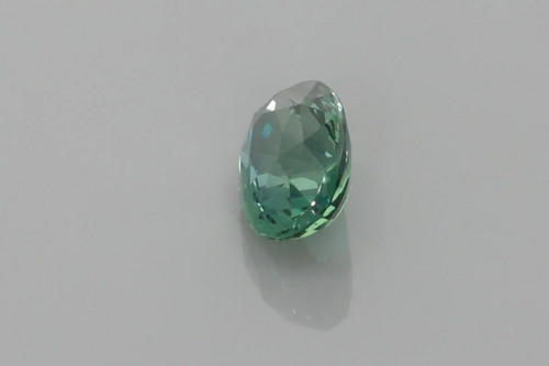 1.52 carat BI_COLOR Safyras (1)