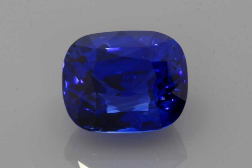 5.52 carat BLUE Safyras (1)