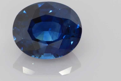 5.29 carat BLUE Safyras (1)