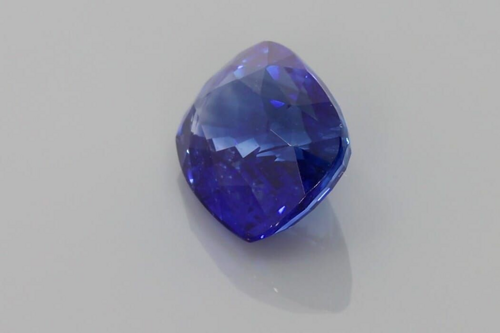 4.07 carat BLUE Safyras (1)
