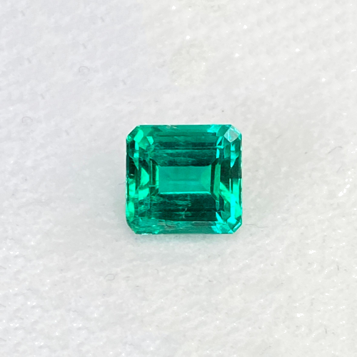 1.53 carat GREEN Emerald Smaragdas (1)