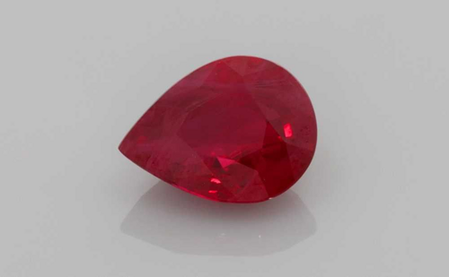 1.55 carat RED Rubinas (1)