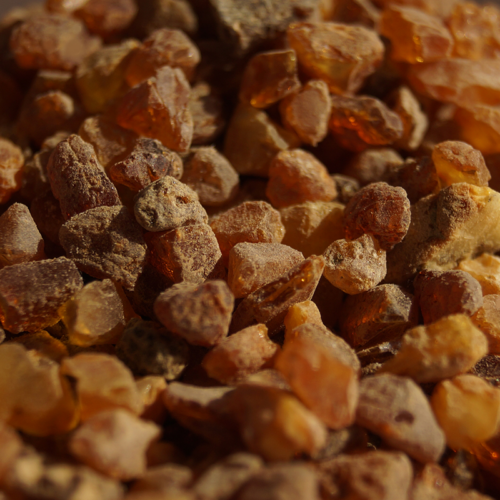 Необработанный янтарь 0,01 г - 0,03 г (1)