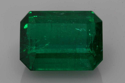 8.63 carat GREEN Smaragdas (1)