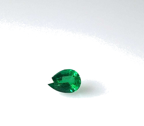 0.6 carat GREEN Smaragdas (1)