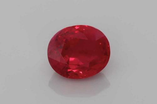 2.18 carat RED Rubinas (1)