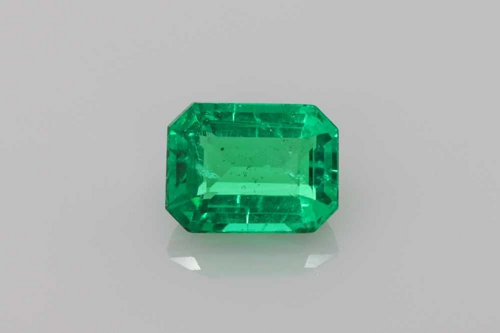 1.64 carat GREEN Smaragdas (1)