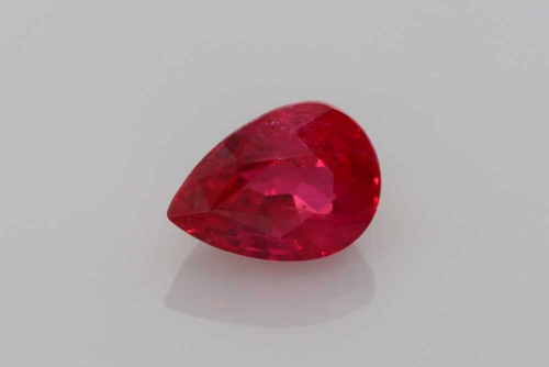 1.24 carat RED Rubinas (1)