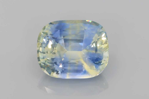 5.24 carat BI_COLOR Safyras (1)