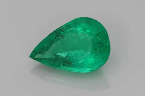 4.42 carat GREEN Smaragdas (1)