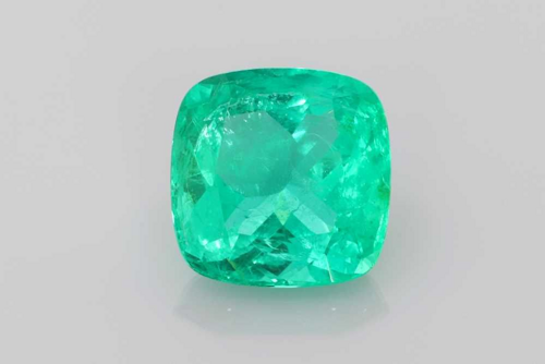 4.89 carat GREEN Smaragdas (1)