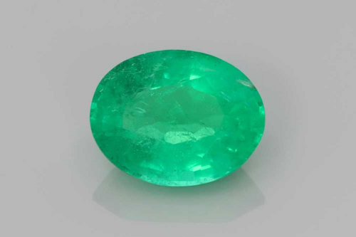 3.88 carat GREEN Smaragdas (1)
