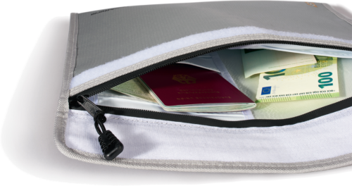 Fireproof document case Impervius (2)