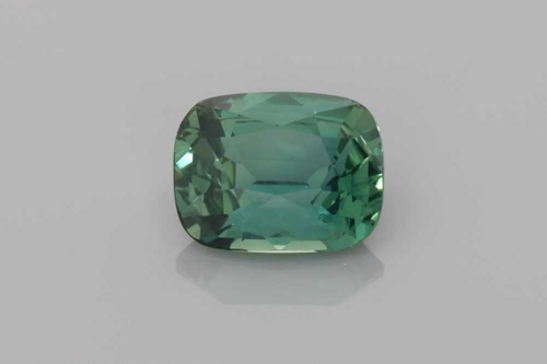 2.3 carat MULTI_COLOR Safyras (1)
