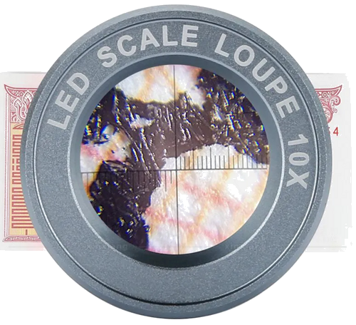 Перезаряжаемая лупа с интегрированной измерительной шкалой, LED и УФ-подсветкой 10x (3)