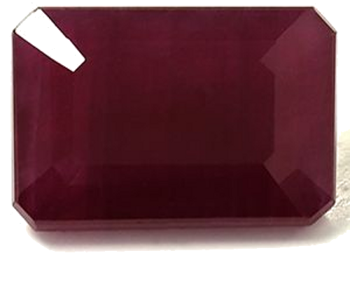 8.82 carat RED Emerald Rubinas (1)