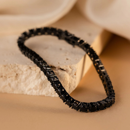 Tennis bracelet adorned with 6.2 ct natural round-cut black diamonds F/G-VS/SI (6)