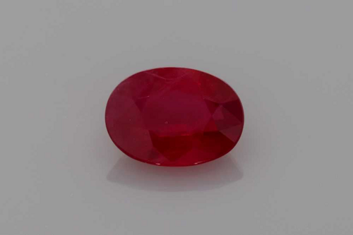 2.1 carat RED Rubinas (1)