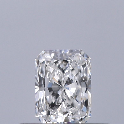 0.31 carat E-VVS2 Natūralus Radiant Deimantas (1)