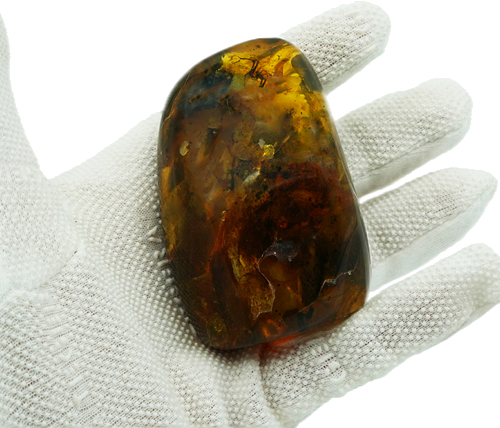 97,30 g Amber Nugget with inclusion (3)