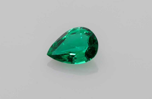 0.88 carat GREEN Smaragdas (1)