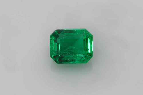 1.84 carat GREEN Smaragdas (1)