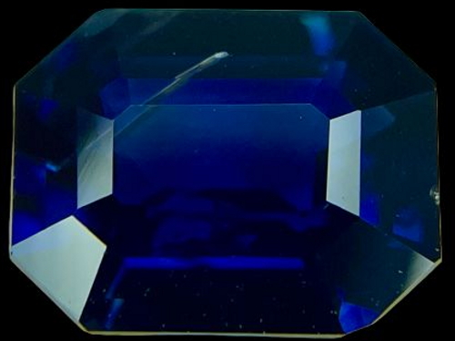 4.36 carat BLUE Emerald Safyras (1)