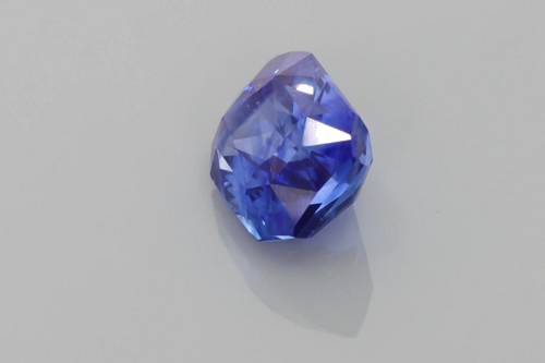 5.01 carat BLUE Safyras (1)