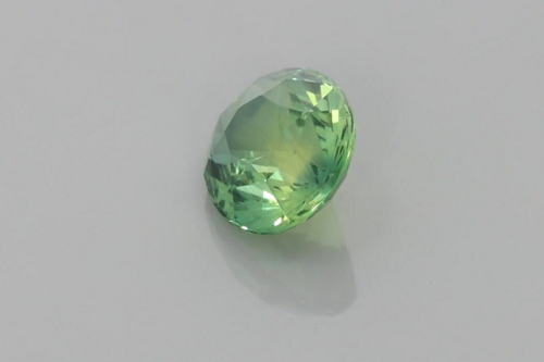 2.1 carat GREEN Safyras (1)