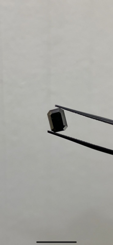 1.33 carat Fancy Black-VVS2 Natūralus Emerald Deimantas (1)