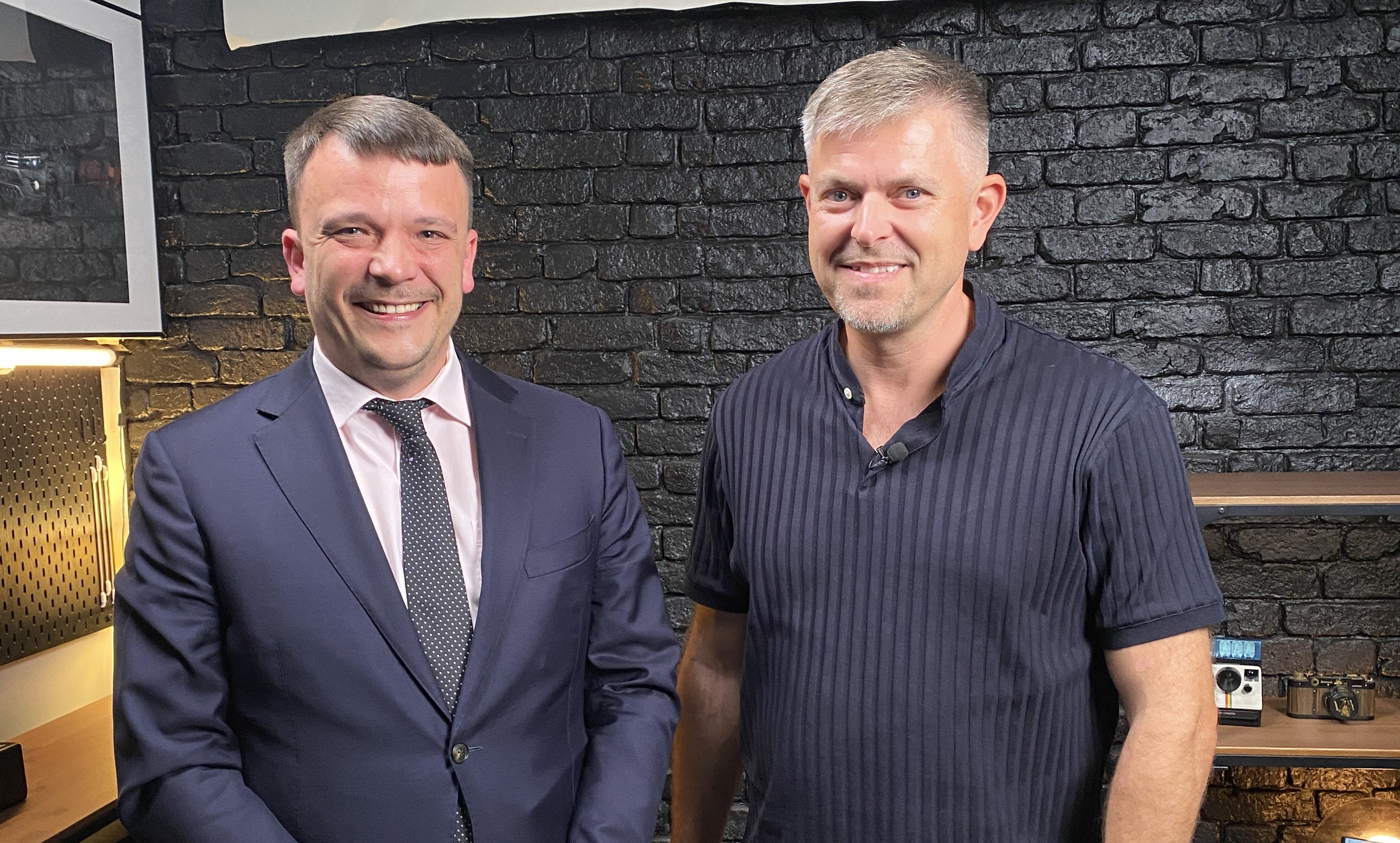 Tinklalaide-su-ilja-laurs